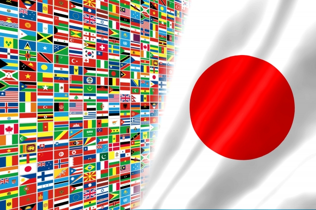 世界の国旗と日本国旗